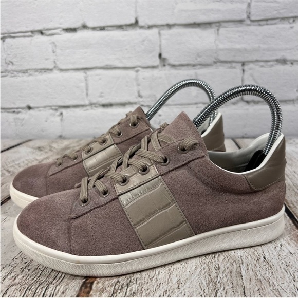 SAM EDELMAN Women's Marquette
Leather Sneakers Size 6 - Picture 2 of 10